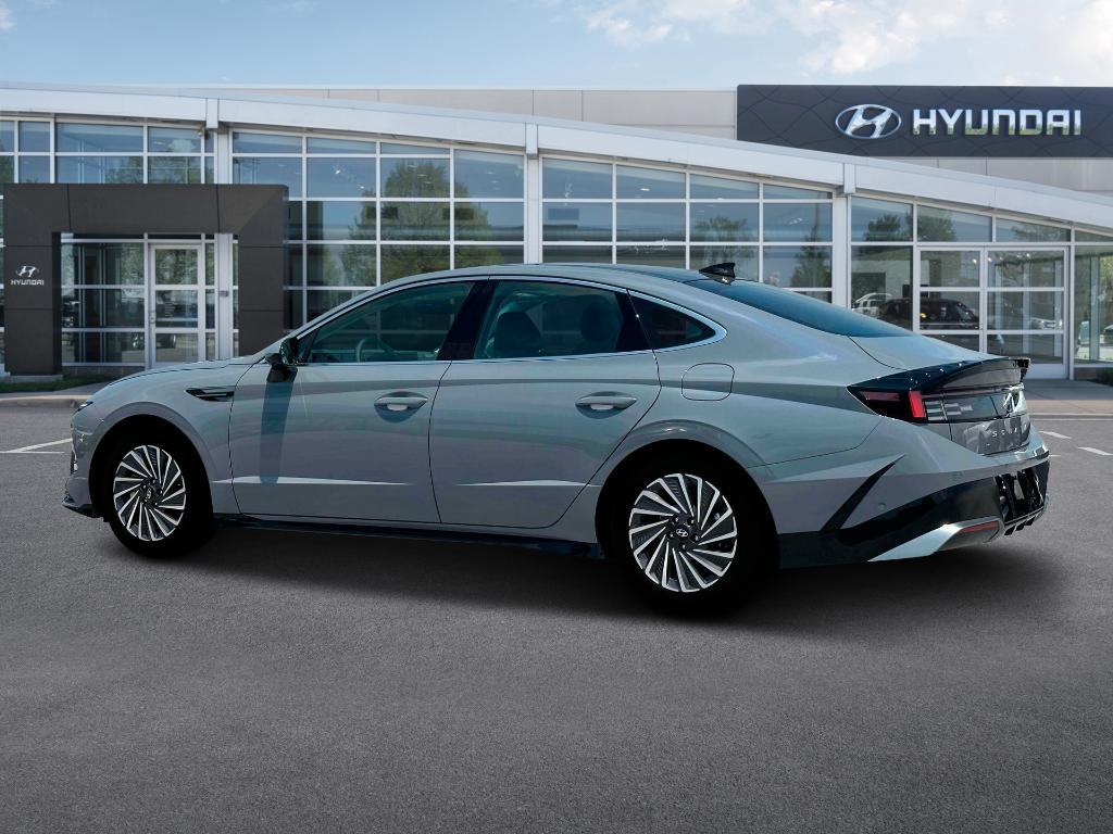 new 2025 Hyundai Sonata Hybrid car, priced at $37,644