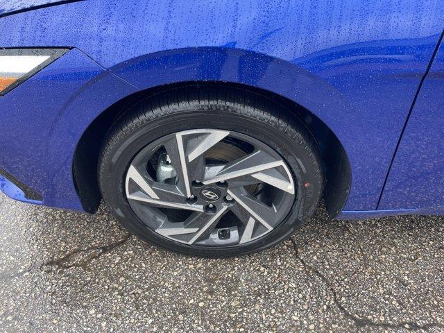 new 2025 Hyundai Elantra car, priced at $27,743