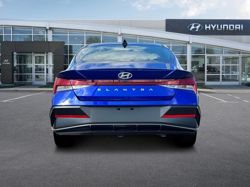 new 2025 Hyundai Elantra car, priced at $27,059