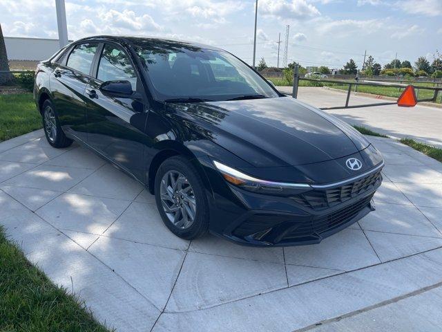 new 2025 Hyundai ELANTRA HEV car, priced at $27,514