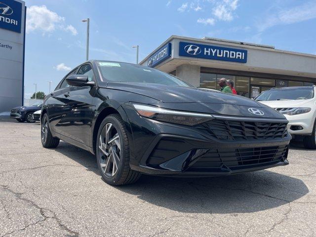 new 2025 Hyundai Elantra car, priced at $24,739
