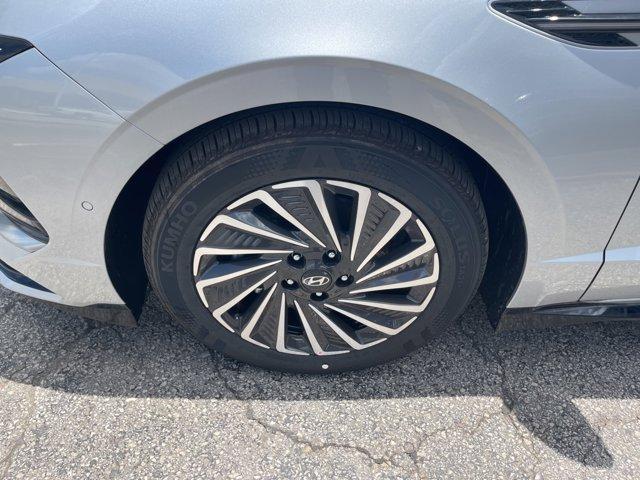 new 2025 Hyundai Sonata Hybrid car, priced at $39,629