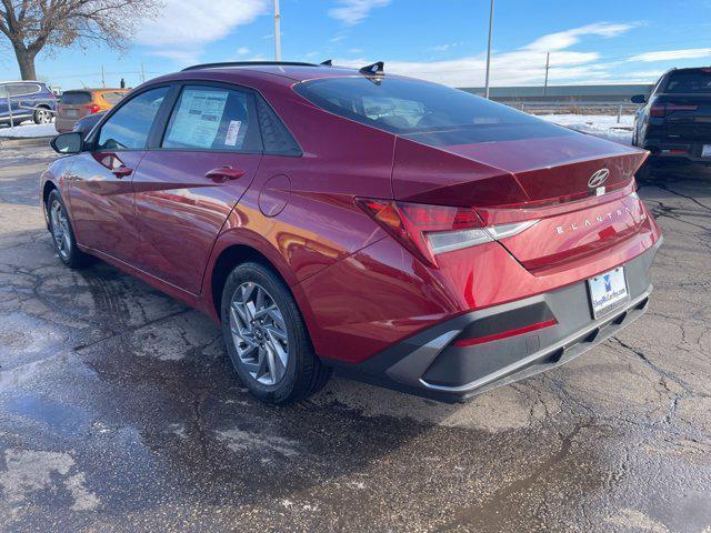 new 2025 Hyundai Elantra HEV car, priced at $26,381