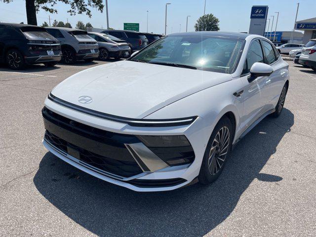 new 2024 Hyundai Sonata Hybrid car, priced at $38,075