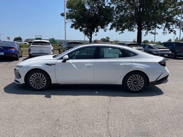 new 2024 Hyundai Sonata Hybrid car, priced at $38,075