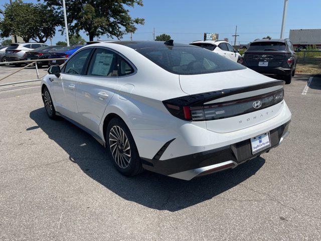 new 2024 Hyundai Sonata Hybrid car, priced at $38,075