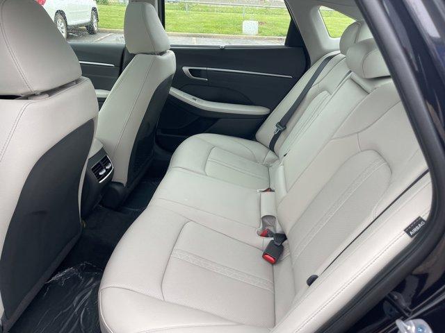 new 2025 Hyundai Sonata Hybrid car, priced at $39,637