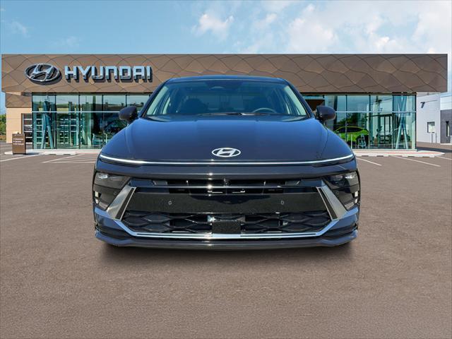 new 2025 Hyundai Sonata Hybrid car, priced at $38,174