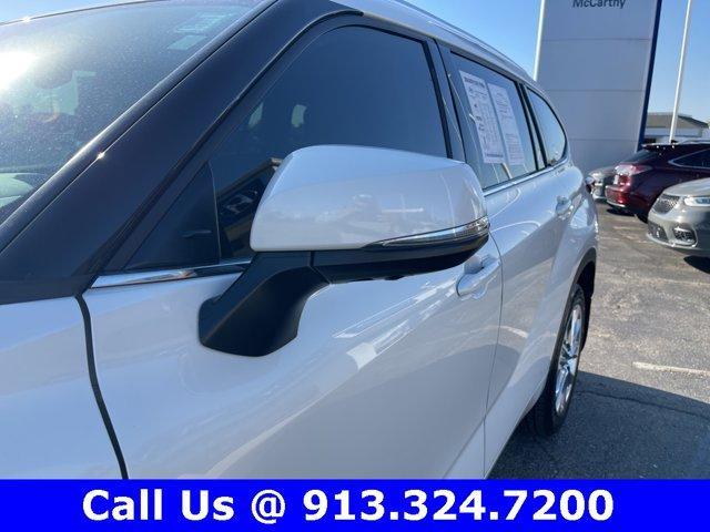 used 2021 Toyota Highlander car, priced at $37,242