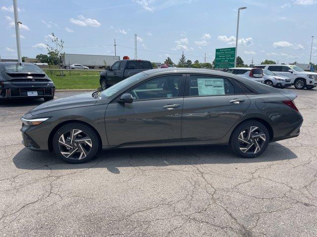 new 2025 Hyundai Elantra car, priced at $25,719