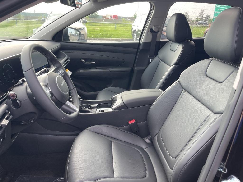 new 2025 Hyundai Tucson car, priced at $35,176