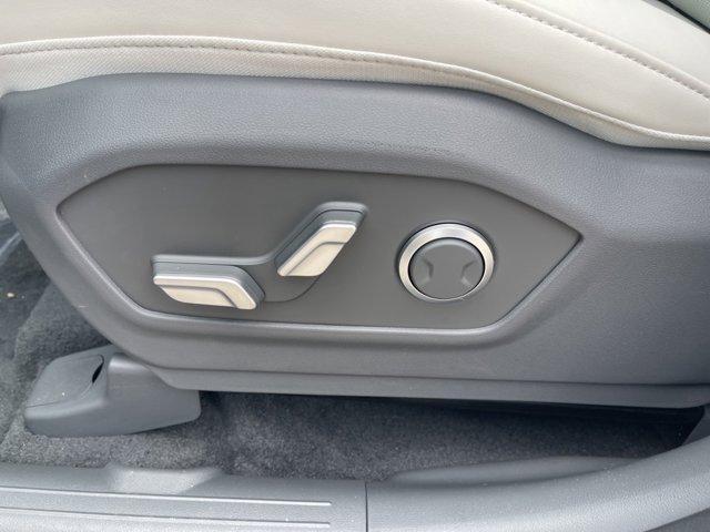 new 2025 Hyundai Santa Fe car, priced at $38,491