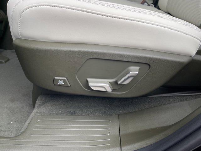 new 2025 Hyundai SANTA FE HEV car, priced at $50,212