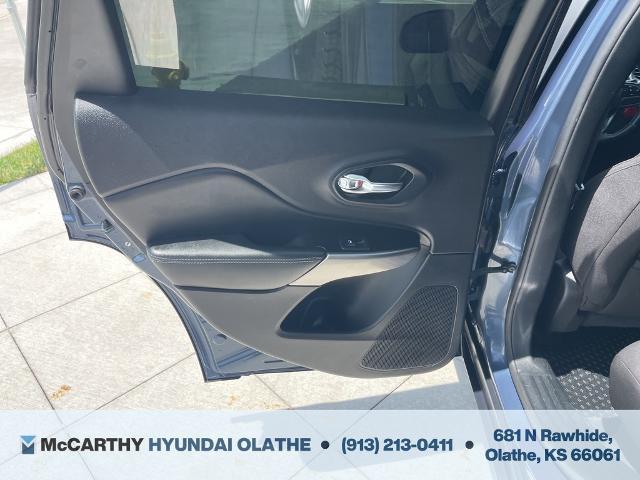 used 2020 Jeep Cherokee car, priced at $11,999