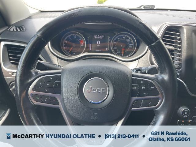 used 2020 Jeep Cherokee car, priced at $11,999