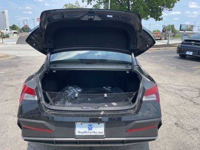 new 2025 Hyundai Elantra car, priced at $25,739