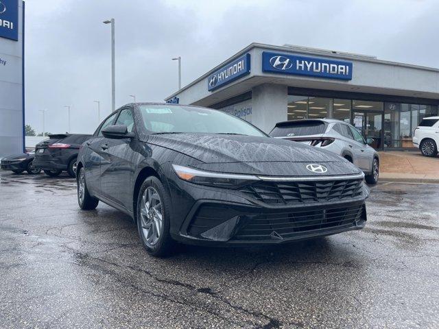 new 2025 Hyundai ELANTRA HEV car, priced at $3,599