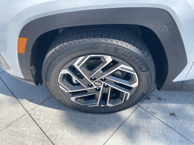 new 2025 Hyundai TUCSON Hybrid car, priced at $44,529