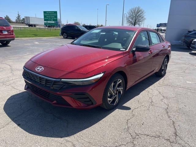 new 2025 Hyundai Elantra car, priced at $24,301