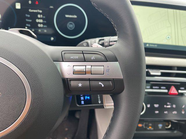 new 2025 Hyundai TUCSON Hybrid car, priced at $37,819