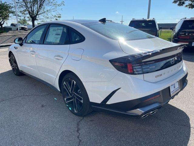 new 2024 Hyundai Sonata car, priced at $37,075