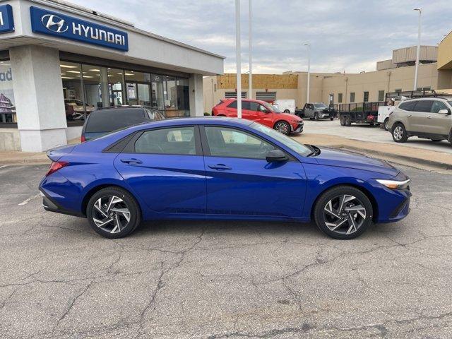 new 2025 Hyundai Elantra car, priced at $25,096