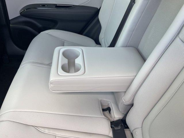 new 2025 Hyundai TUCSON Hybrid car, priced at $44,029