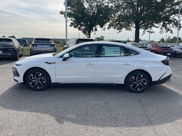 new 2025 Hyundai Sonata car, priced at $28,559