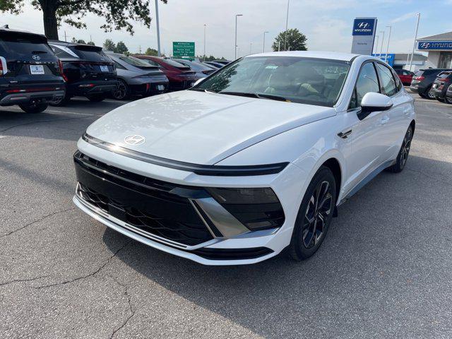 new 2025 Hyundai Sonata car, priced at $28,559