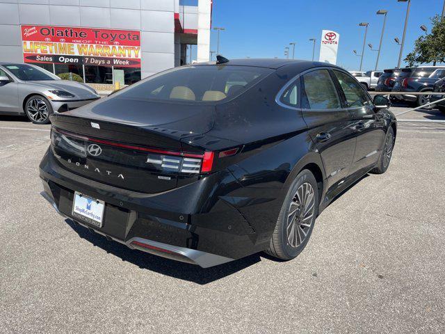 new 2025 Hyundai Sonata Hybrid car, priced at $38,160