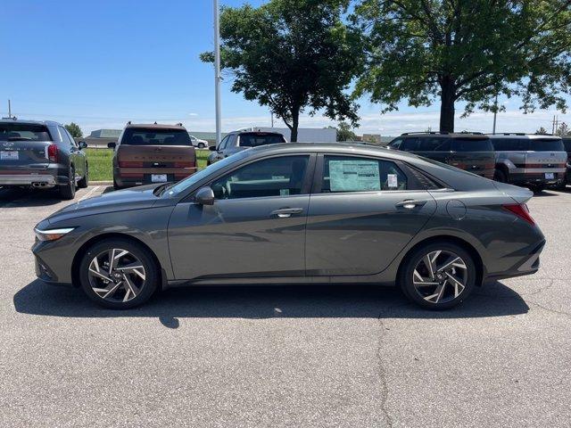 new 2024 Hyundai Elantra car, priced at $26,472