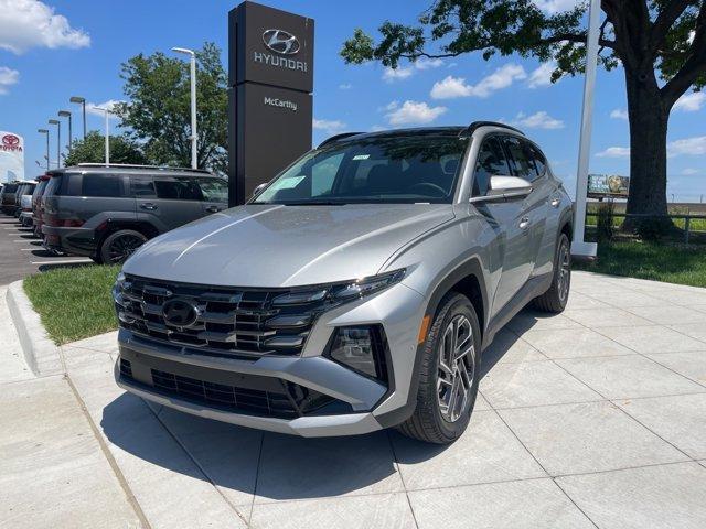 new 2025 Hyundai TUCSON Hybrid car, priced at $44,029