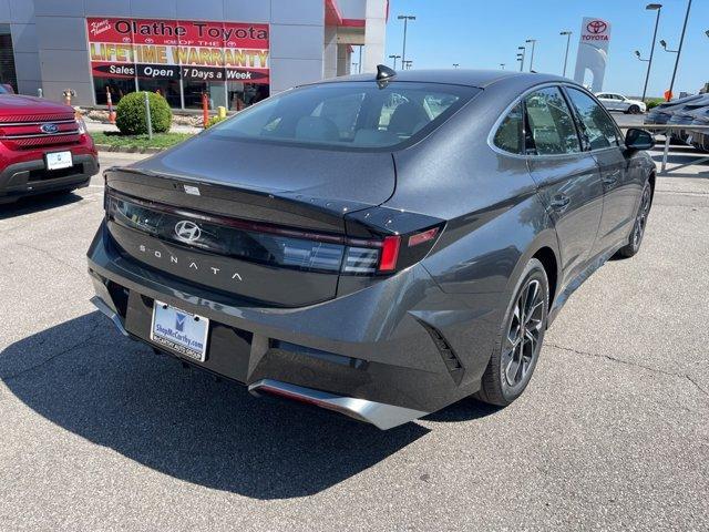 new 2024 Hyundai Sonata car, priced at $28,362