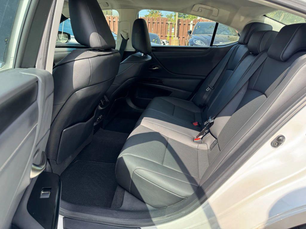 used 2023 Lexus ES 350 car, priced at $38,800