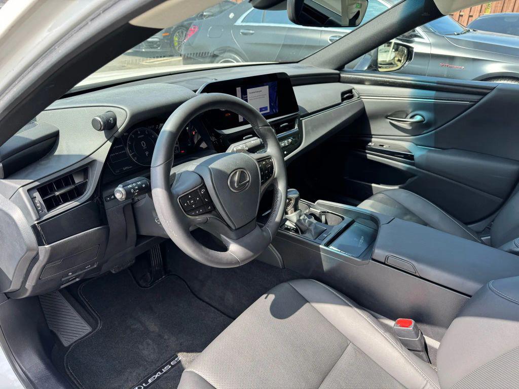 used 2023 Lexus ES 350 car, priced at $38,800