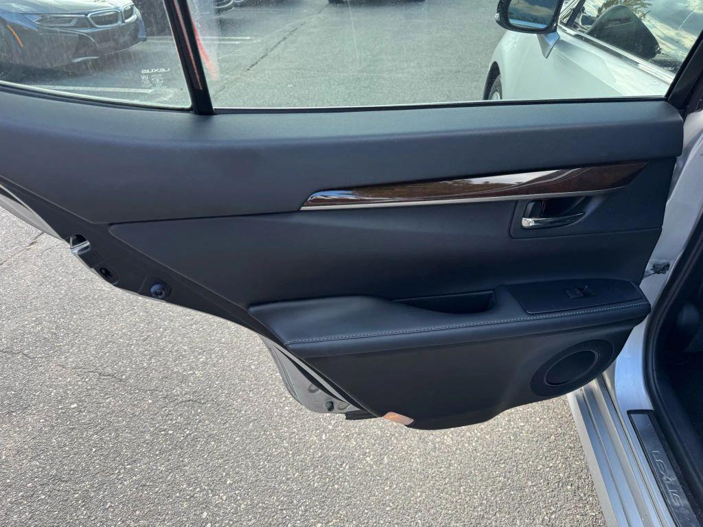 used 2013 Lexus ES 350 car, priced at $13,900