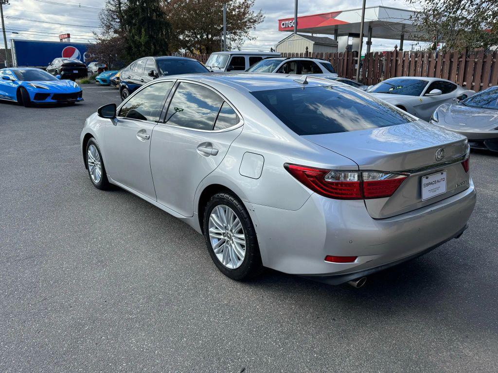 used 2013 Lexus ES 350 car, priced at $13,900
