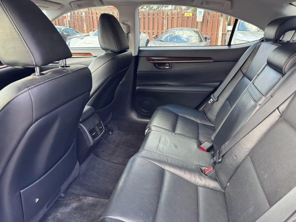 used 2013 Lexus ES 350 car, priced at $13,900