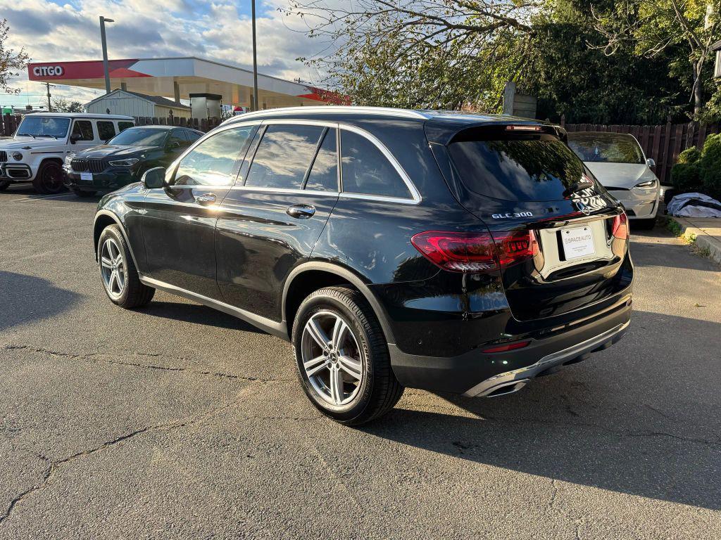 used 2022 Mercedes-Benz GLC 300 car, priced at $32,900