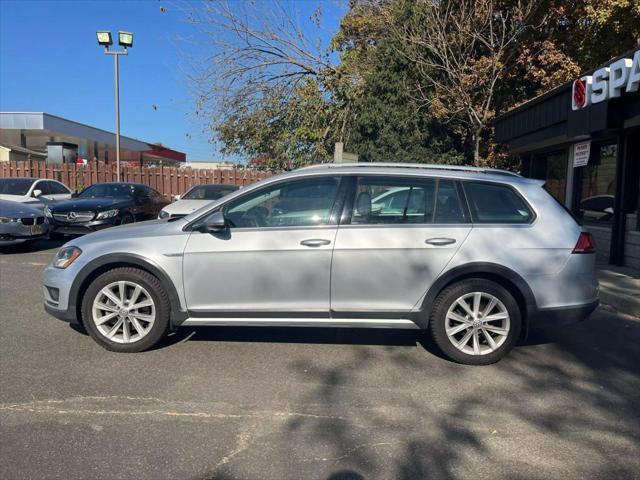 used 2017 Volkswagen Golf Alltrack car, priced at $13,400