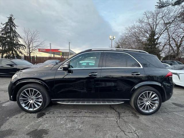 used 2022 Mercedes-Benz GLE 450 car, priced at $54,000