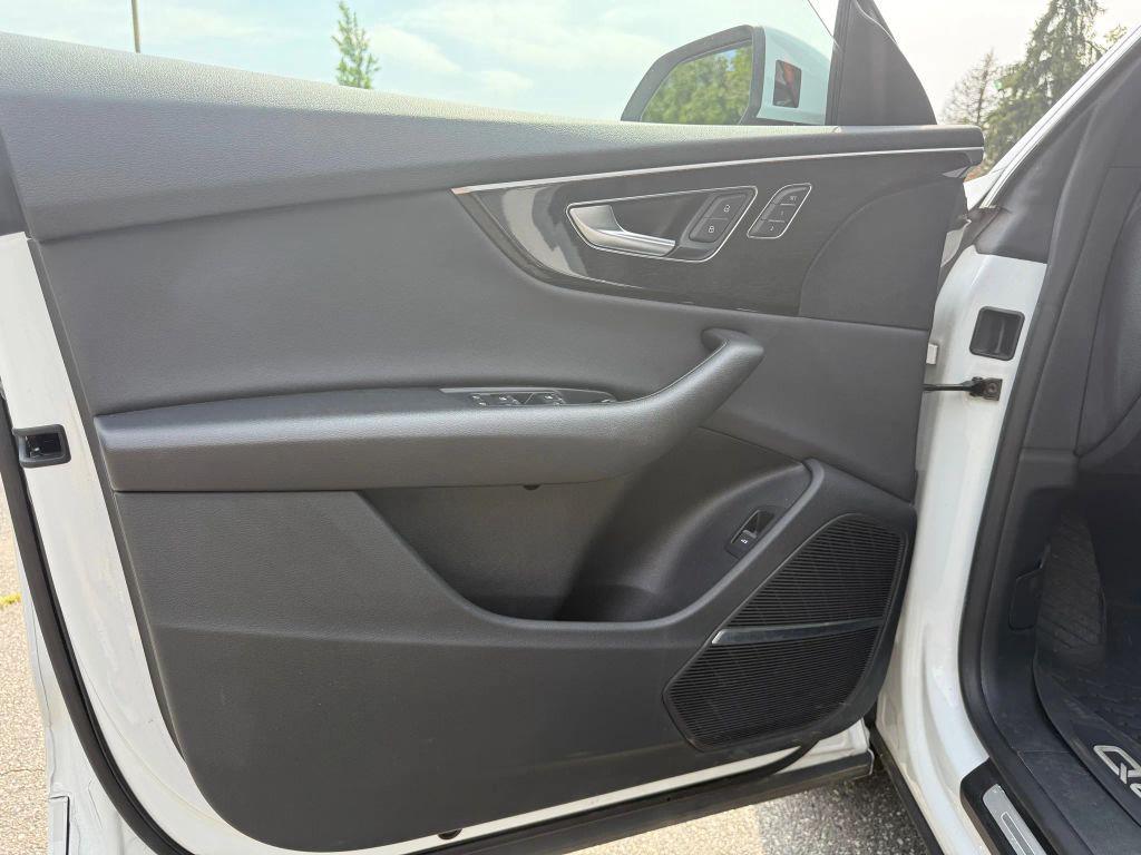 used 2019 Audi Q8 car, priced at $33,200