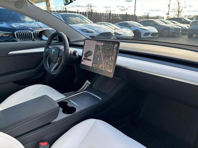 used 2022 Tesla Model 3 car, priced at $31,000