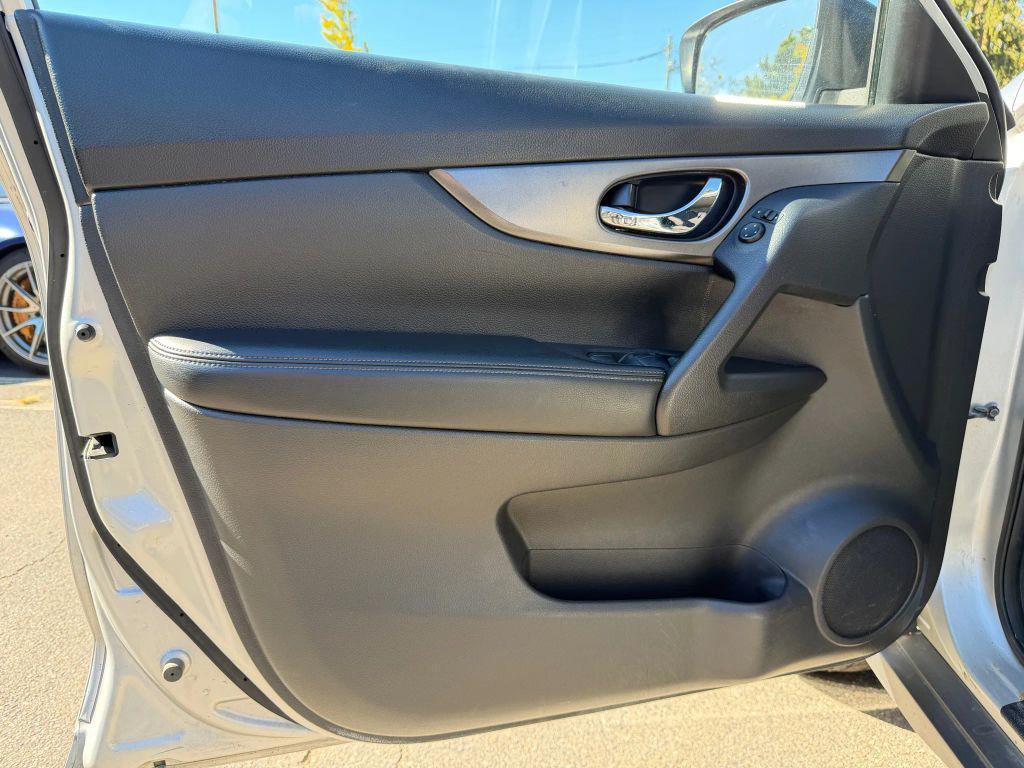 used 2016 Nissan Rogue car, priced at $7,300