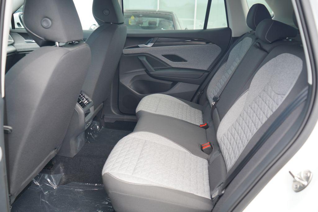 new 2025 Volkswagen Tiguan car, priced at $32,371