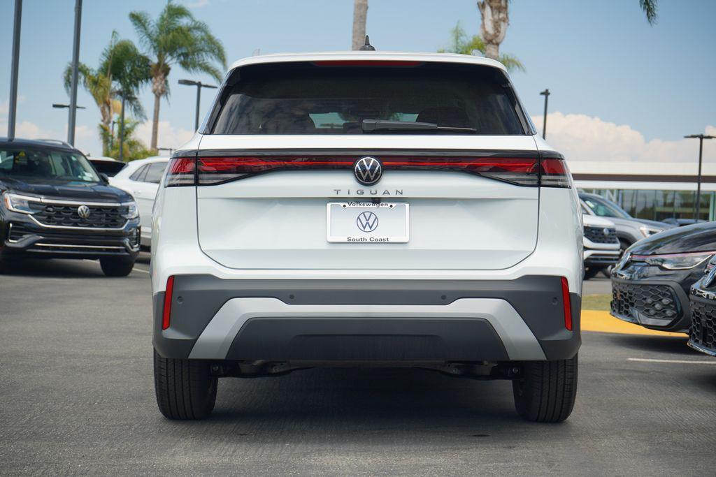 new 2025 Volkswagen Tiguan car, priced at $32,371