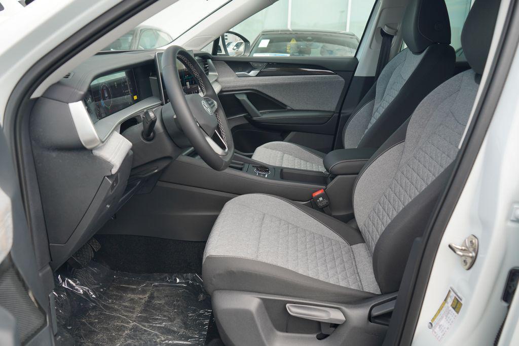 new 2025 Volkswagen Tiguan car, priced at $32,371