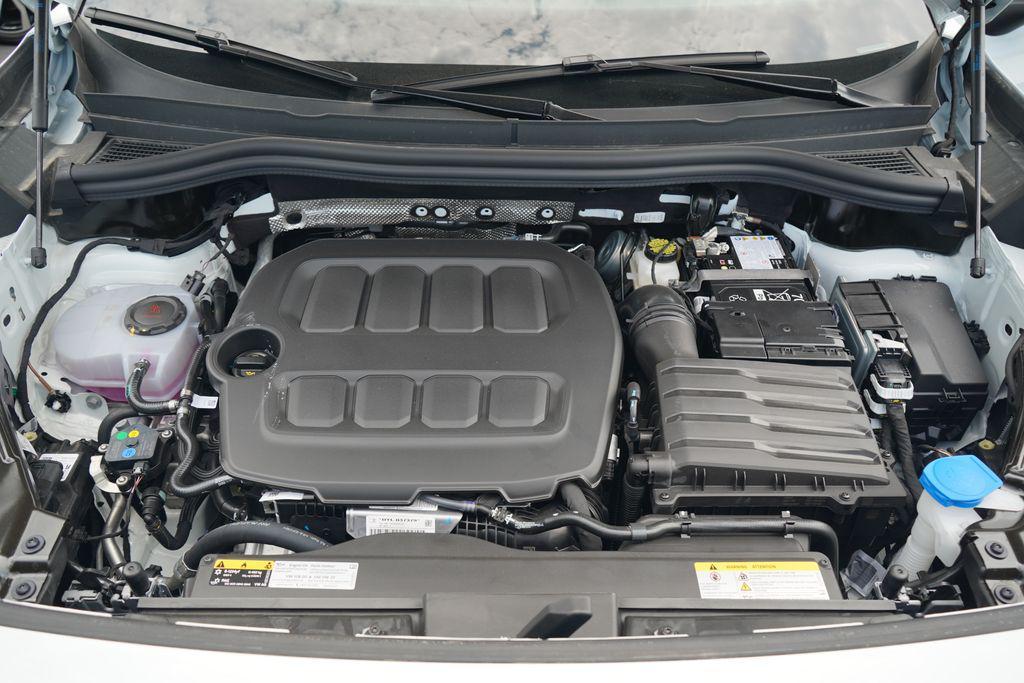 new 2025 Volkswagen Tiguan car, priced at $32,371