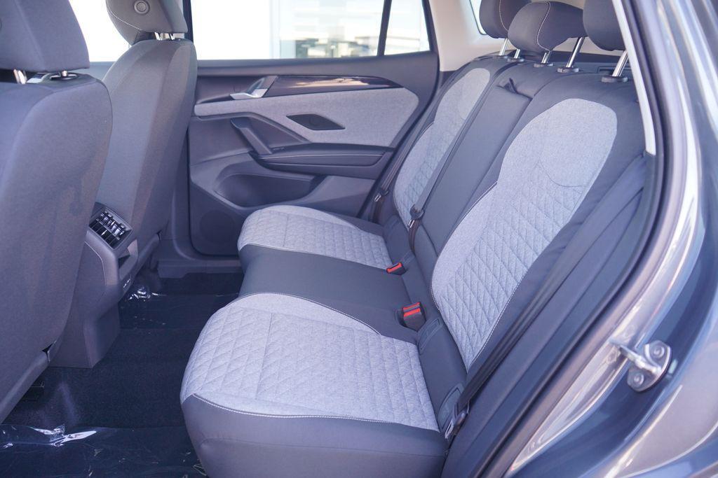 new 2026 Volkswagen Tiguan car, priced at $32,992