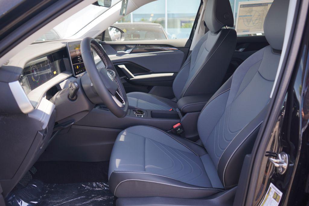 new 2025 Volkswagen Tiguan car, priced at $35,466